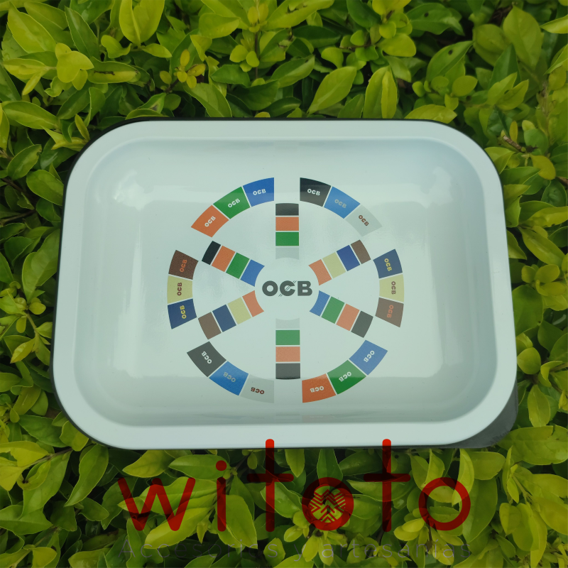 BANDEJA METALICA OCB CON TAPA 18.5 X 14CM MOTIVO 8